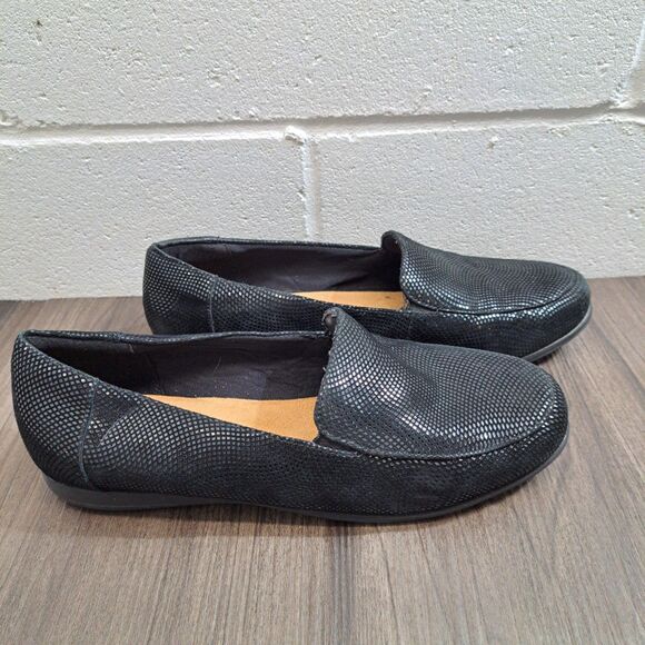 Trotters Deanna Casual Loafer. Sparkly Black FLAT Shoes Women's Size 9.5 Wide - Picture 3 of 8